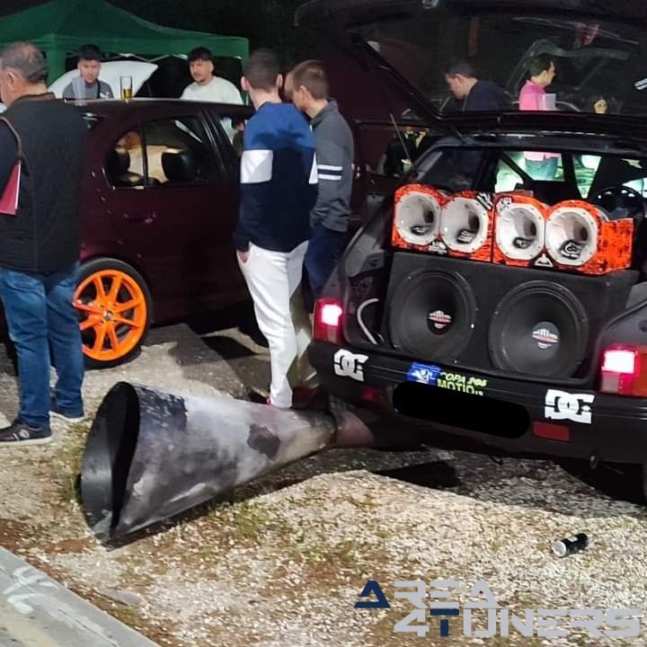 Legends Car Club Huétor Tajar
Imagen del reportaje de la revista Tuning Area4tuners.es, de la concentración de coches Tuning del año 2024 en Huétor Tajar, provincia de Granada, España