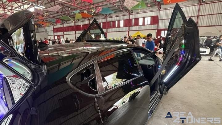 Legends Car Club Huétor Tajar
Imagen del reportaje de la revista Tuning Area4tuners.es, de la concentración de coches Tuning del año 2024 en Huétor Tajar, provincia de Granada, España