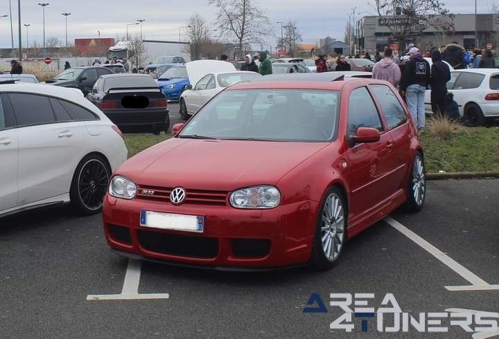 Rasso Club Passion 45 2K24
Imagen del reportaje de la revista Tuning Area4tuners.es, de la concentración de coches Tuning del año 2024 en Fleury Les Aubrais, Francia