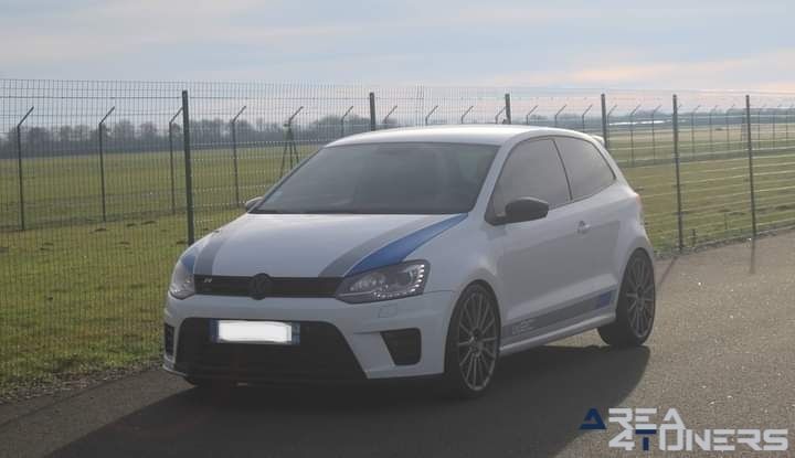 Id'Automobile Saint Denis
Imagen del reportaje de la revista Tuning Area4tuners.es, de la concentración de coches Tuning del año 2024 en París, Francia