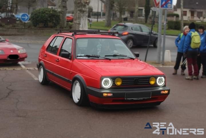 Rassemblement Roures Libres
Imagen del reportaje de la revista Tuning Area4tuners.es, de la concentración de coches Tuning del año 2024 en Ferriere Le Gatinais, Francia