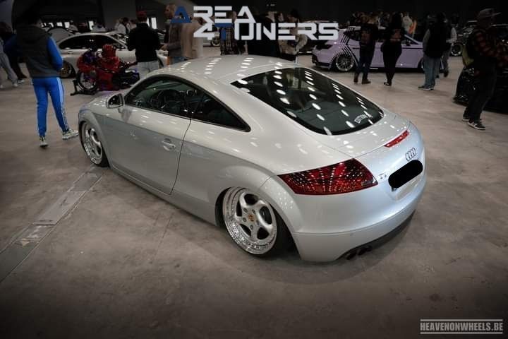 Risenation Hall Of Fame
Imagen del reportaje de la revista Tuning Area4tuners.es, de la concentración de coches Tuning del año 2024 en Bruselas, Bélgica