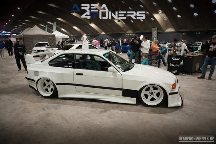 Risenation Hall Of Fame
Imagen del reportaje de la revista Tuning Area4tuners.es, de la concentración de coches Tuning del año 2024 en Bruselas, Bélgica