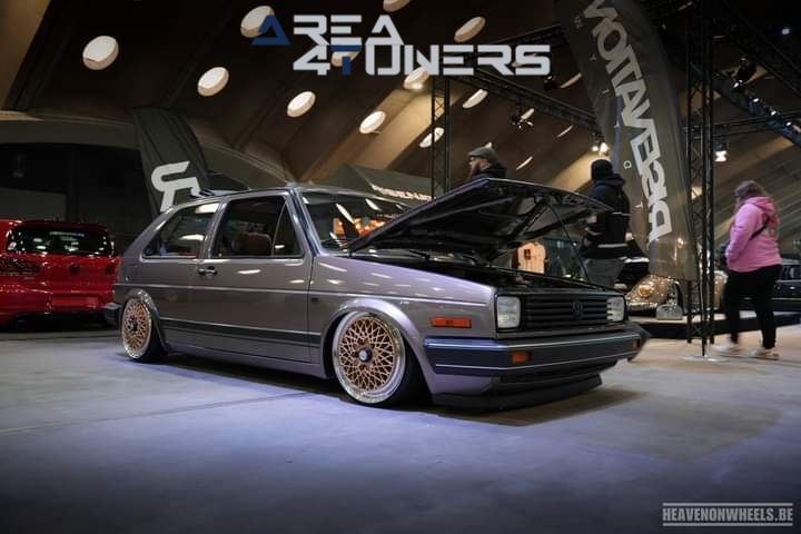 Risenation Hall Of Fame
Imagen del reportaje de la revista Tuning Area4tuners.es, de la concentración de coches Tuning del año 2024 en Bruselas, Bélgica
