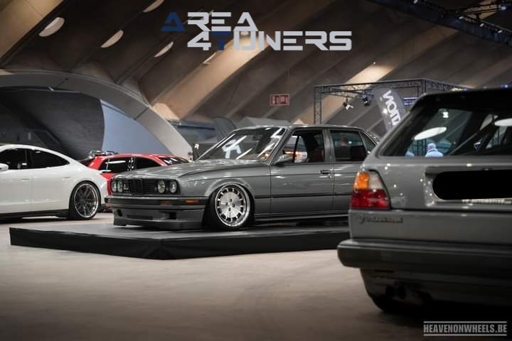 Risenation Hall Of Fame
Imagen del reportaje de la revista Tuning Area4tuners.es, de la concentración de coches Tuning del año 2024 en Bruselas, Bélgica