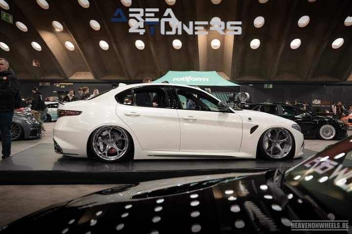 Risenation Hall Of Fame
Imagen del reportaje de la revista Tuning Area4tuners.es, de la concentración de coches Tuning del año 2024 en Bruselas, Bélgica