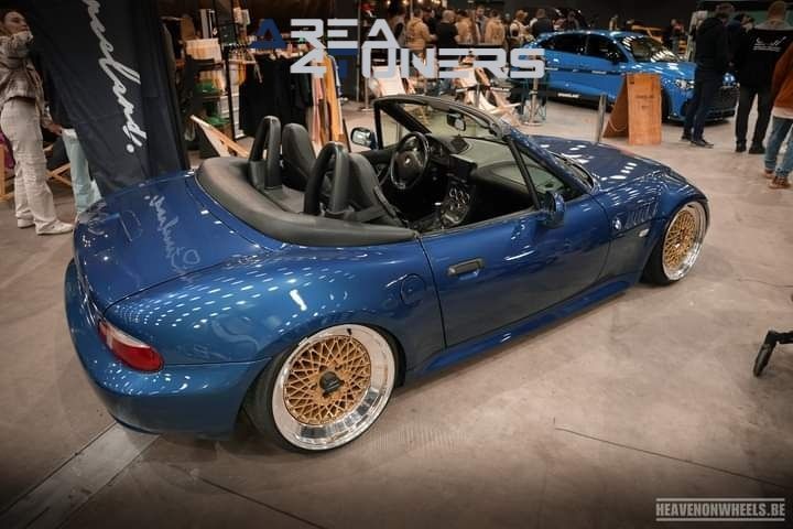 Risenation Hall Of Fame
Imagen del reportaje de la revista Tuning Area4tuners.es, de la concentración de coches Tuning del año 2024 en Bruselas, Bélgica