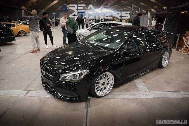 Risenation Hall Of Fame
Imagen del reportaje de la revista Tuning Area4tuners.es, de la concentración de coches Tuning del año 2024 en Bruselas, Bélgica