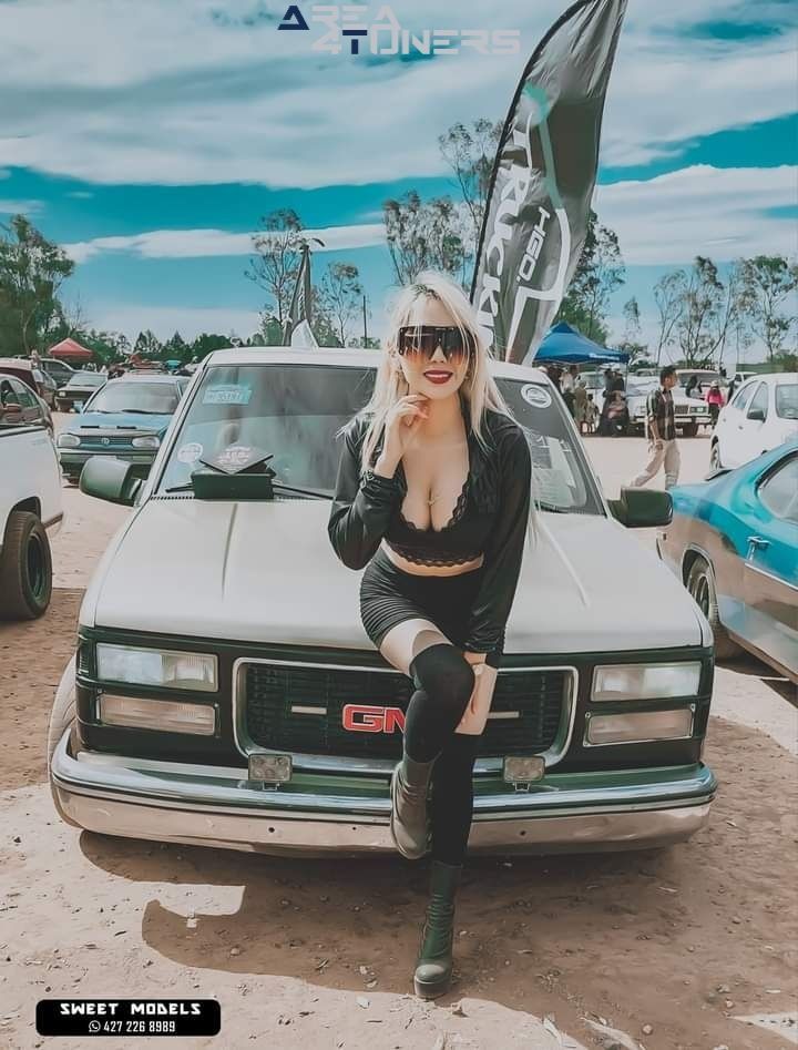 Gran Exhibición Car Show Feria Zothe
Imagen del reportaje de la revista Tuning Area4tuners.es, de la concentración de coches Tuning del año 2024 en Zothe, México