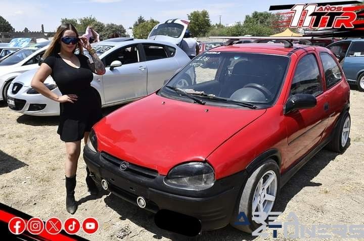 1er Black Death
Imagen del reportaje de la revista Tuning Area4tuners.es, de la concentración de coches Tuning del año 2024 en Huamantla, Tlaxcala, México
