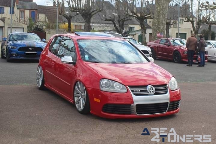 Rassemblement Briare Automobile Club
Imagen del reportaje de la revista Tuning Area4tuners.es, de la concentración de coches Tuning del año 2024 en Briare, Francia