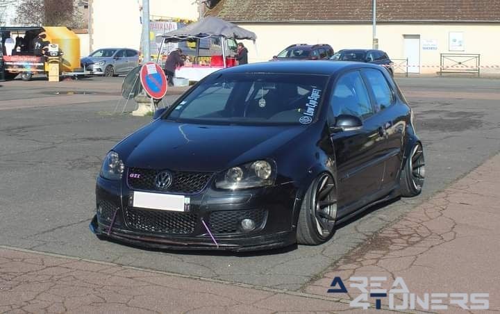 Rassemblement Briare Automobile Club
Imagen del reportaje de la revista Tuning Area4tuners.es, de la concentración de coches Tuning del año 2024 en Briare, Francia