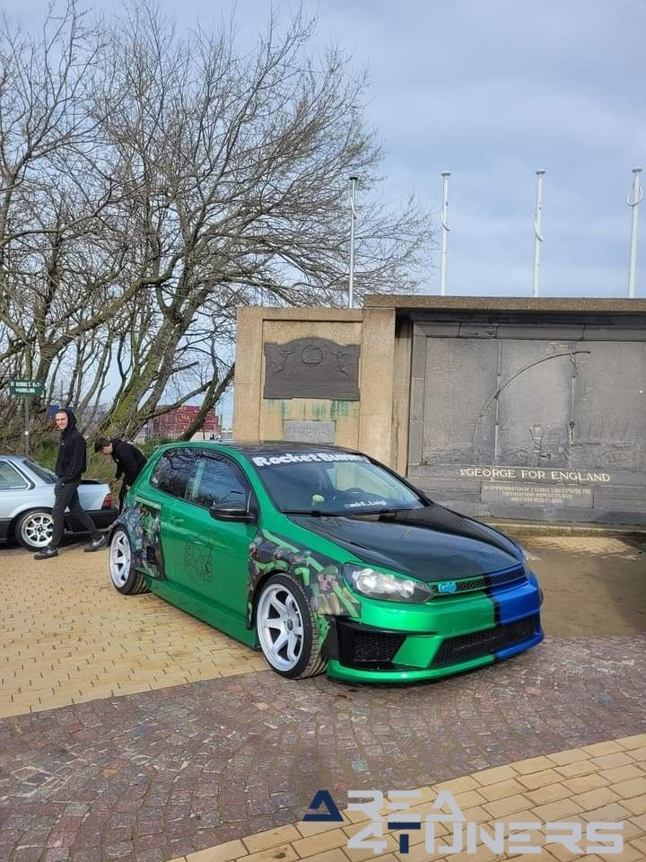 Sea Side Car Show 2024
Imagen del reportaje de la revista Tuning Area4tuners.es, de la concentración de coches Tuning del año 2024 en Zeeberge, Bélgica