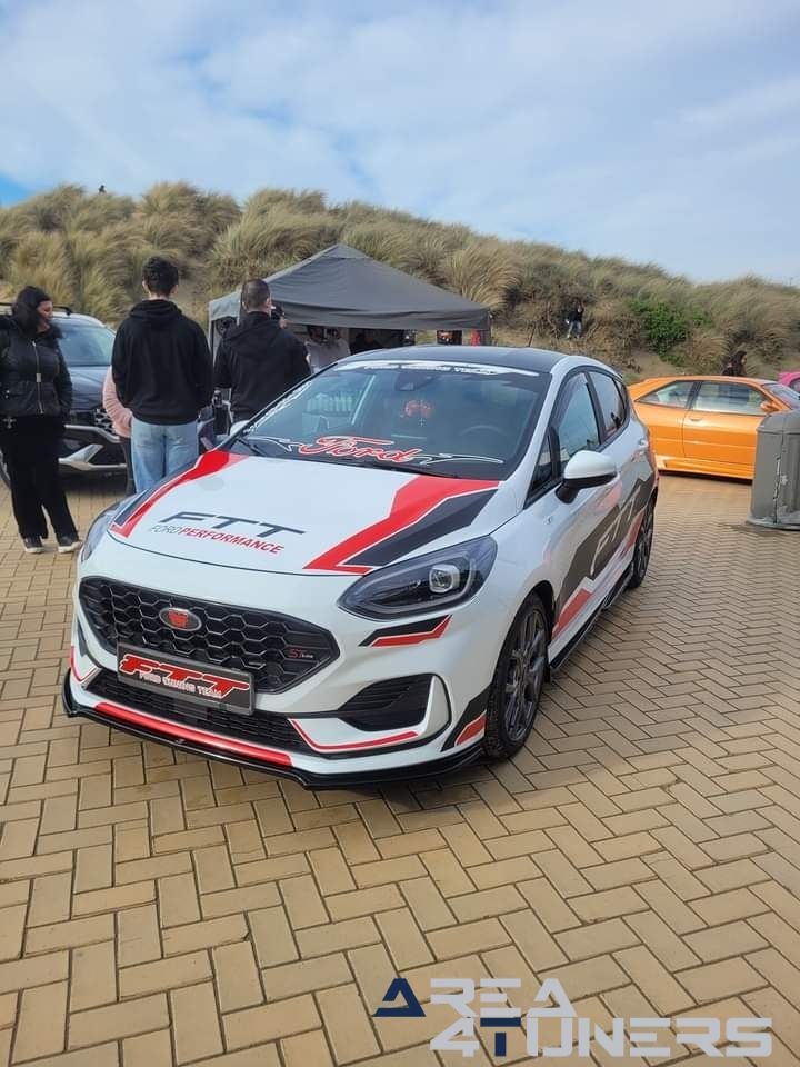 Sea Side Car Show 2024
Imagen del reportaje de la revista Tuning Area4tuners.es, de la concentración de coches Tuning del año 2024 en Zeeberge, Bélgica