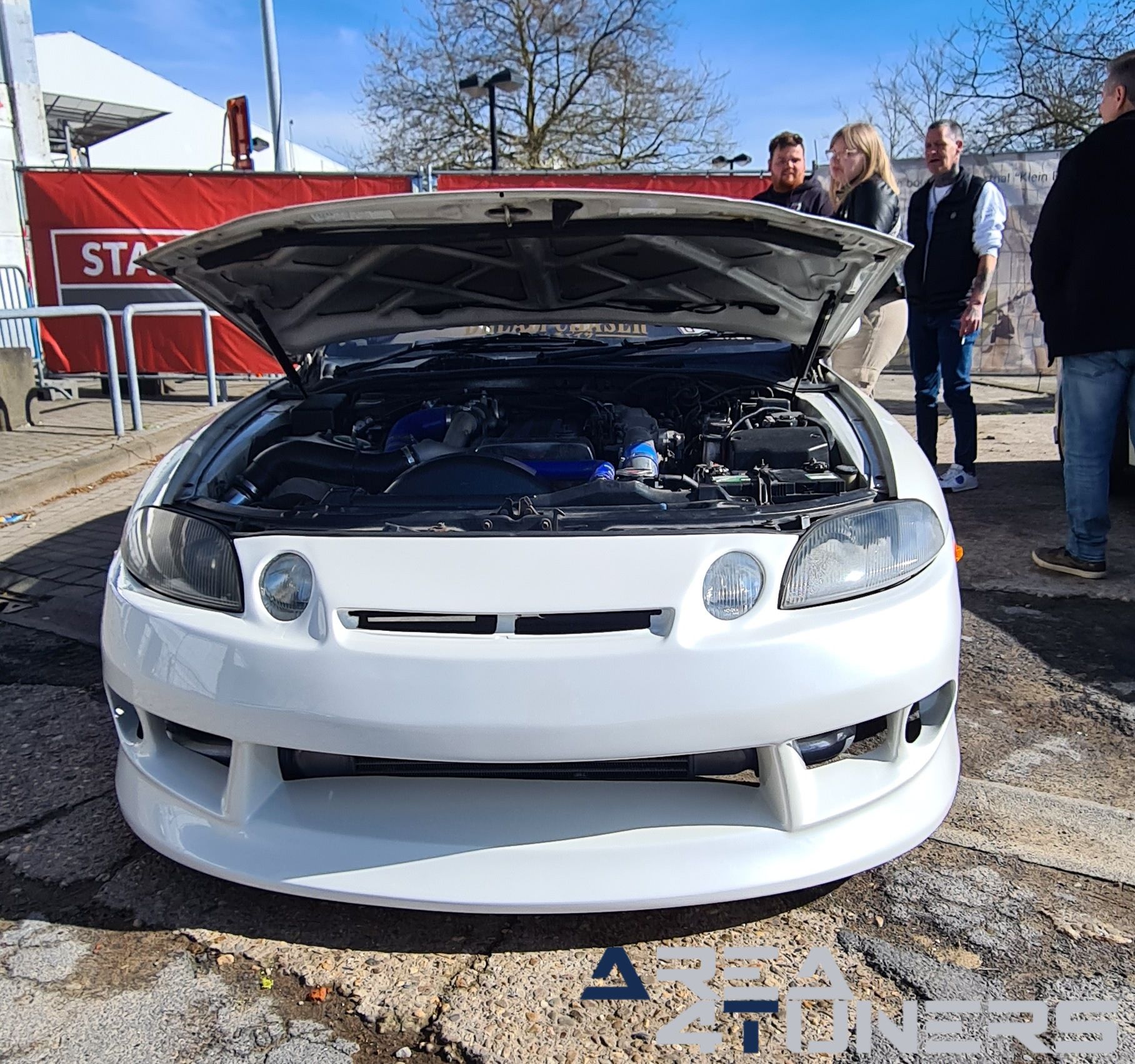 Slammed Wheels 2024
Imagen del reportaje de la revista Tuning Area4tuners.es, de la concentración de coches Tuning del año 2024 en Putte, Bélgica