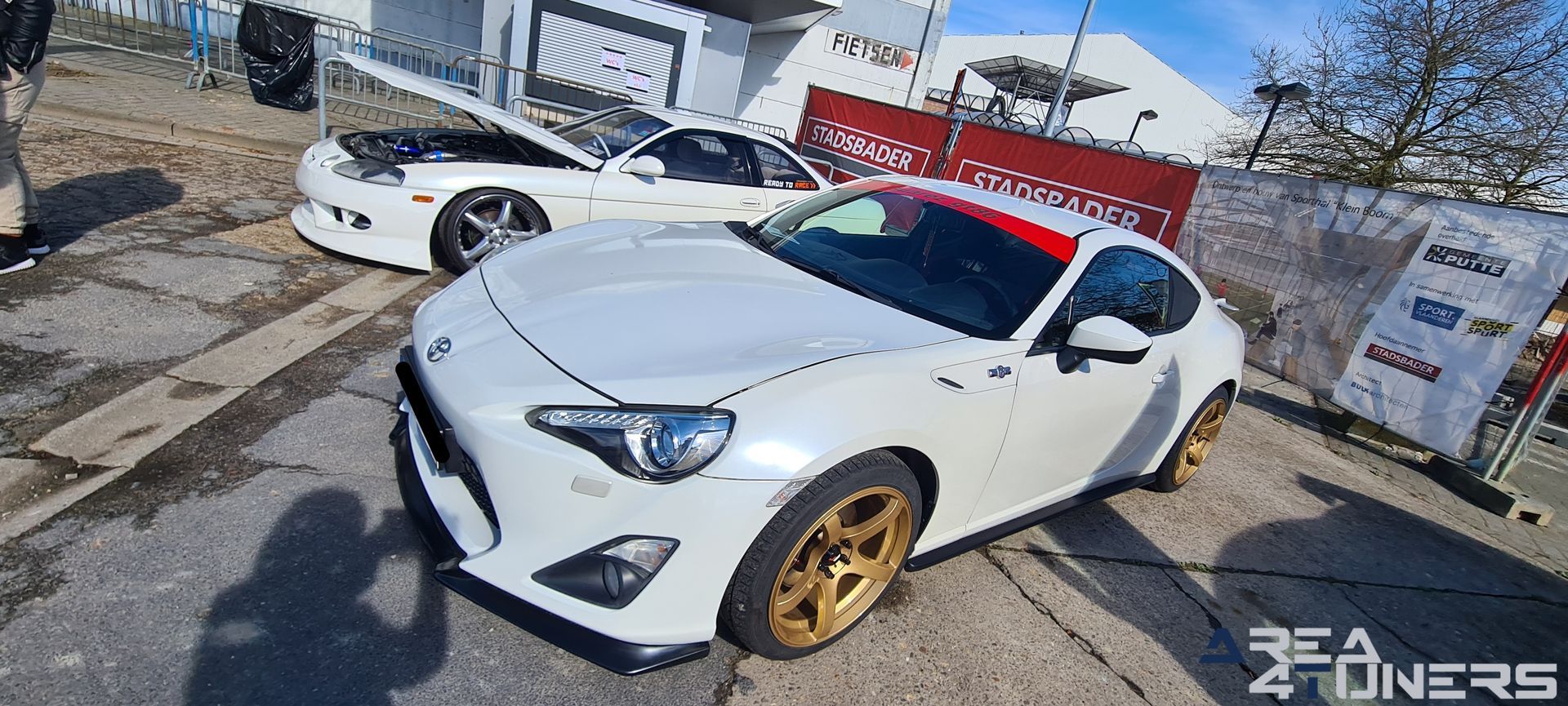 Slammed Wheels 2024
Imagen del reportaje de la revista Tuning Area4tuners.es, de la concentración de coches Tuning del año 2024 en Putte, Bélgica