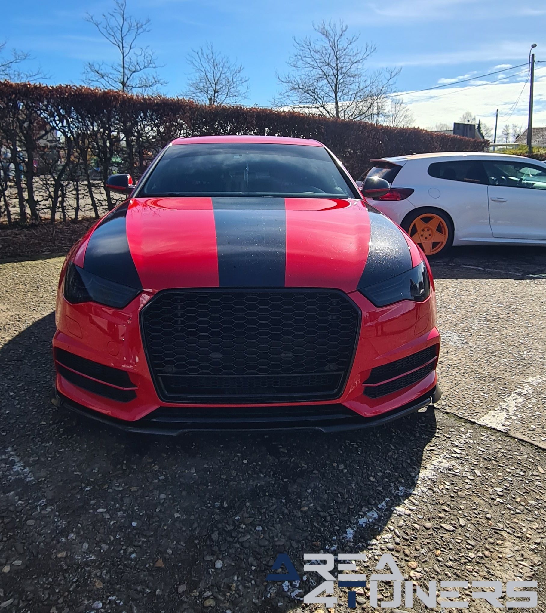 Slammed Wheels 2024
Imagen del reportaje de la revista Tuning Area4tuners.es, de la concentración de coches Tuning del año 2024 en Putte, Bélgica