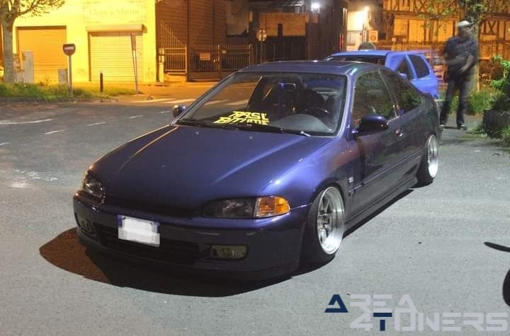 Auto Retro A Bray
Imagen del reportaje de la revista Tuning Area4tuners.es, de la concentración de coches Tuning del año 2024 en Sur Seine, Francia