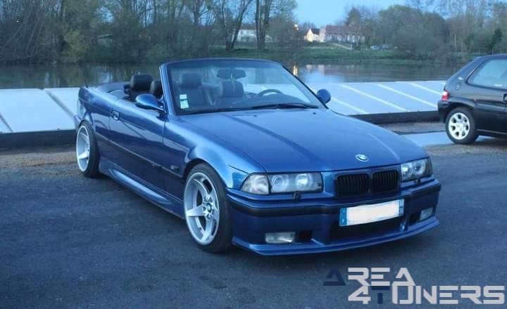 Auto Retro A Bray
Imagen del reportaje de la revista Tuning Area4tuners.es, de la concentración de coches Tuning del año 2024 en Sur Seine, Francia