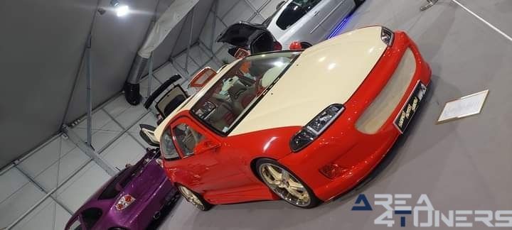 Saumur Motor Show 2k24
Imagen del reportaje de la revista Tuning Area4tuners.es, de la concentración de coches Tuning del año 2024 en Saumur, Francia