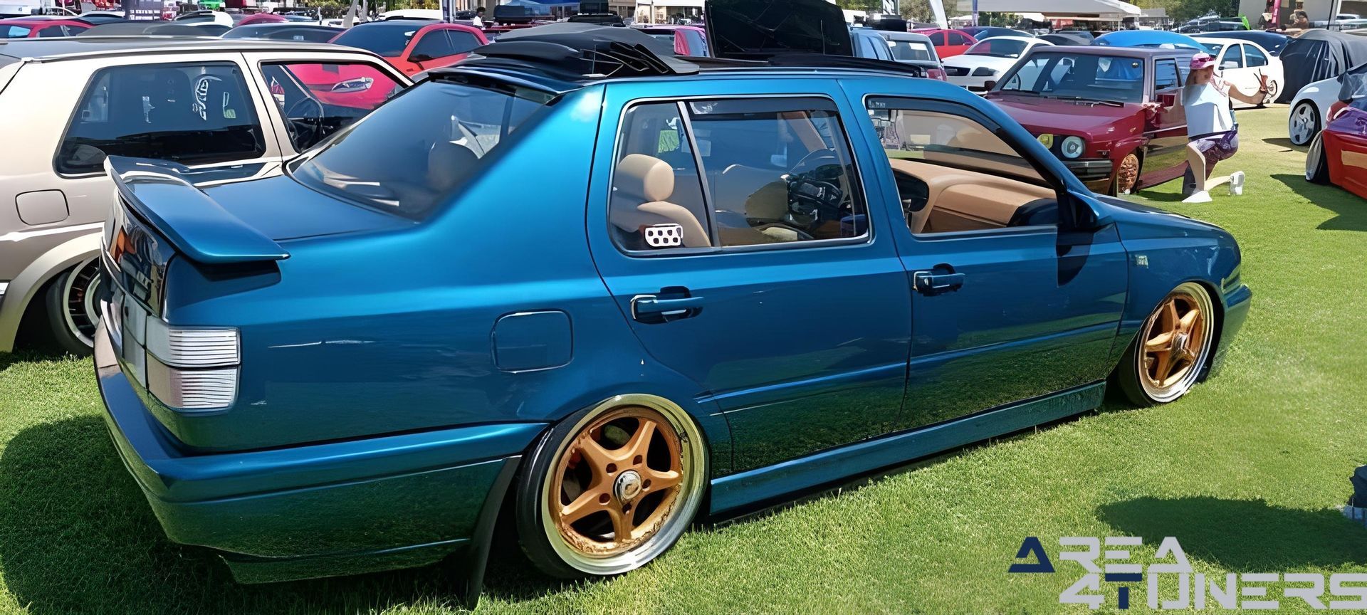 Lowknd 2024
Imagen del reportaje de la revista Tuning Area4tuners.es, de la concentración de coches Tuning del año 2024 en Oaxtepe, Morelos, México