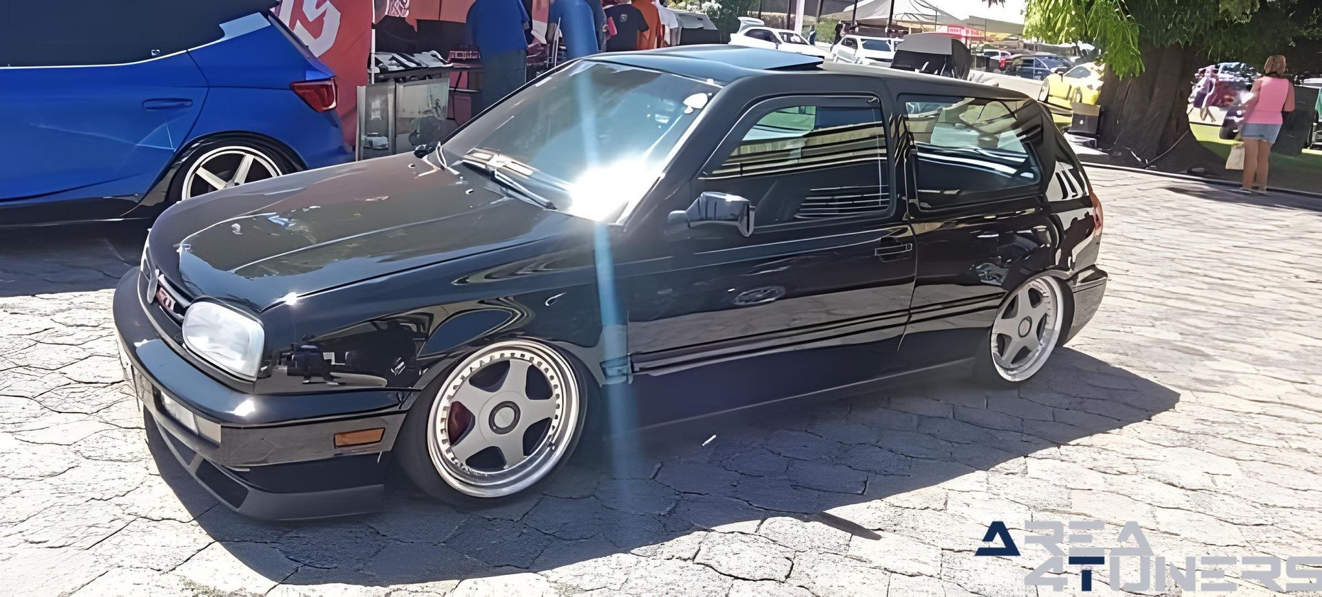 Lowknd 2024
Imagen del reportaje de la revista Tuning Area4tuners.es, de la concentración de coches Tuning del año 2024 en Oaxtepe, Morelos, México