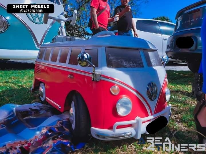 2º Aniversario La Clase Baja
Imagen del reportaje de la revista Tuning Area4tuners.es, de la concentración de coches Tuning del año 2024 en Salamanca, Guanajuato, México.