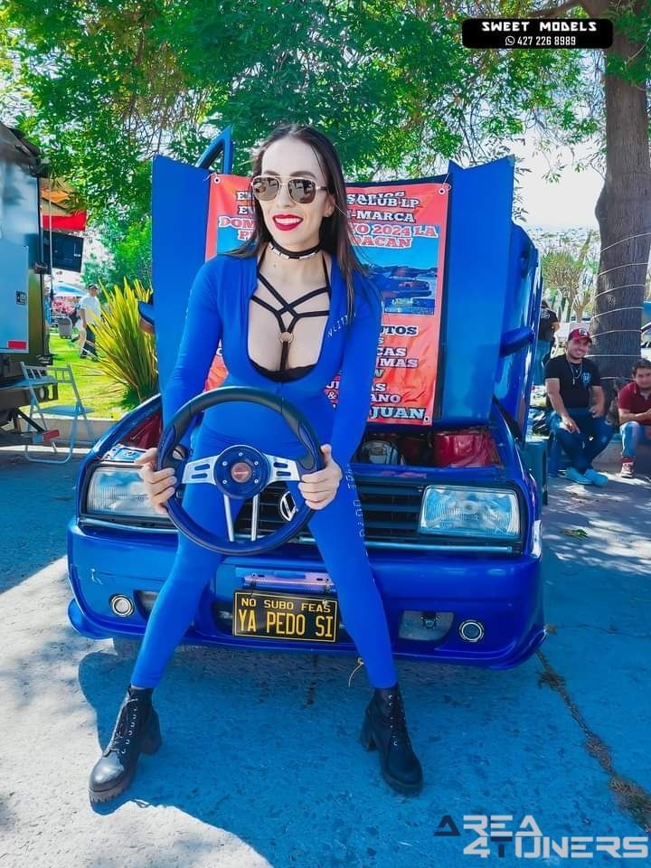 2º Aniversario La Clase Baja
Imagen del reportaje de la revista Tuning Area4tuners.es, de la concentración de coches Tuning del año 2024 en Salamanca, Guanajuato, México.