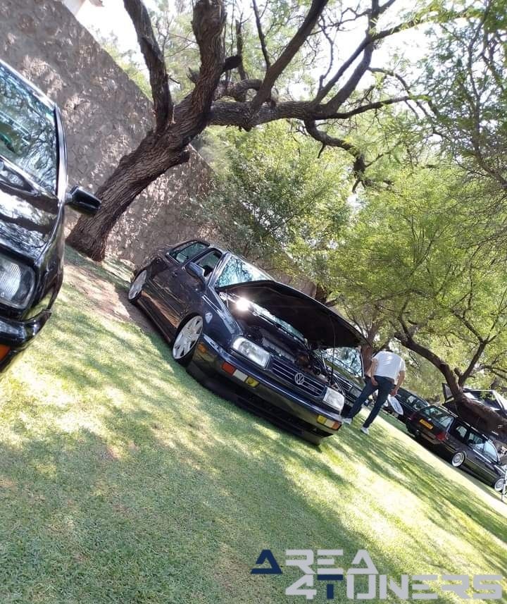 Mk3 Vs Mk3
Imagen del reportaje de la revista Tuning Area4tuners.es, de la concentración de coches Tuning del año 2024 en Guanajuato. México.