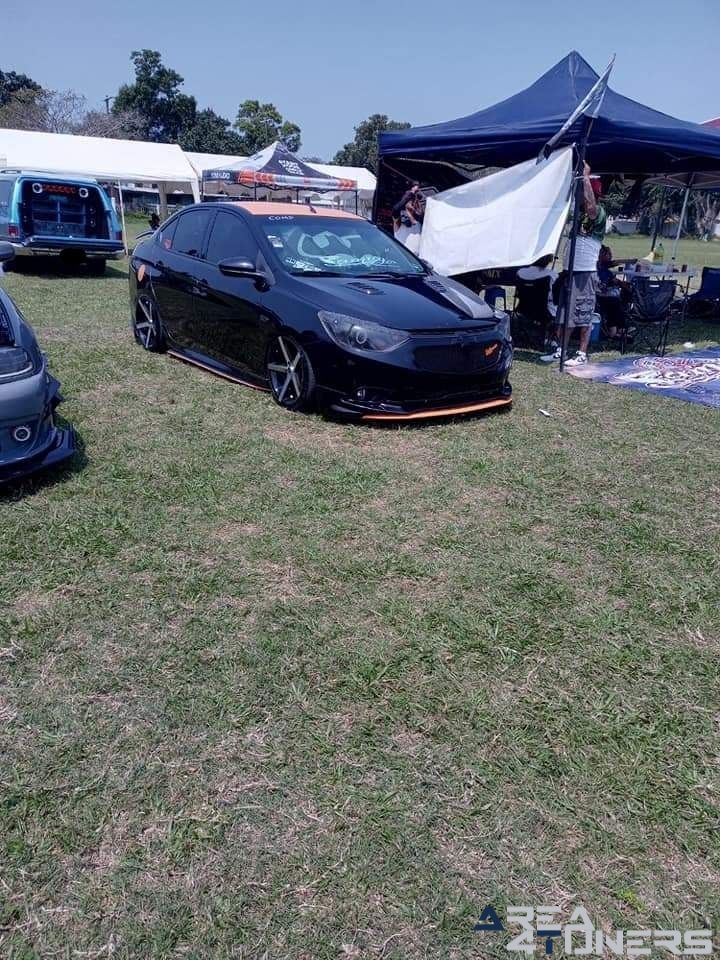 Old School Team Tuxpan
Imagen del reportaje de la revista Tuning Area4tuners.es, de la concentración de coches Tuning del año 2024 en Tuxpan, Veracruz. México.