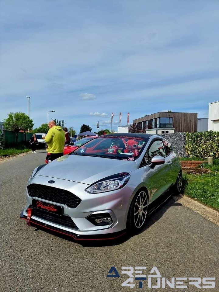 VZW Meeting Passion For Cars Easter 24
Imagen del reportaje de la revista Tuning Area4tuners.es, de la concentración de coches Tuning del año 2024 en Rijkevorsel, Bélgica