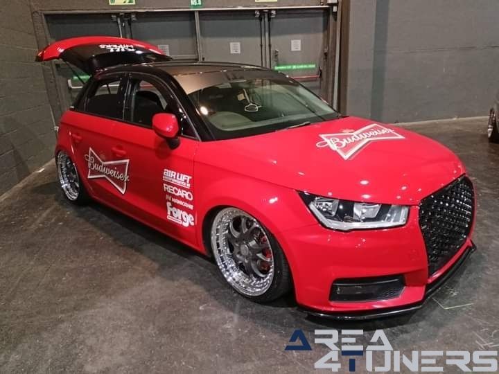 GR8 2024
Imagen del reportaje de la revista Tuning Area4tuners.es, de la concentración de coches Tuning del año 2024 en Cortrique, Bélgica