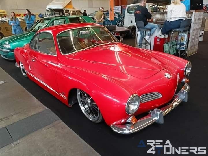 GR8 2024
Imagen del reportaje de la revista Tuning Area4tuners.es, de la concentración de coches Tuning del año 2024 en Cortrique, Bélgica