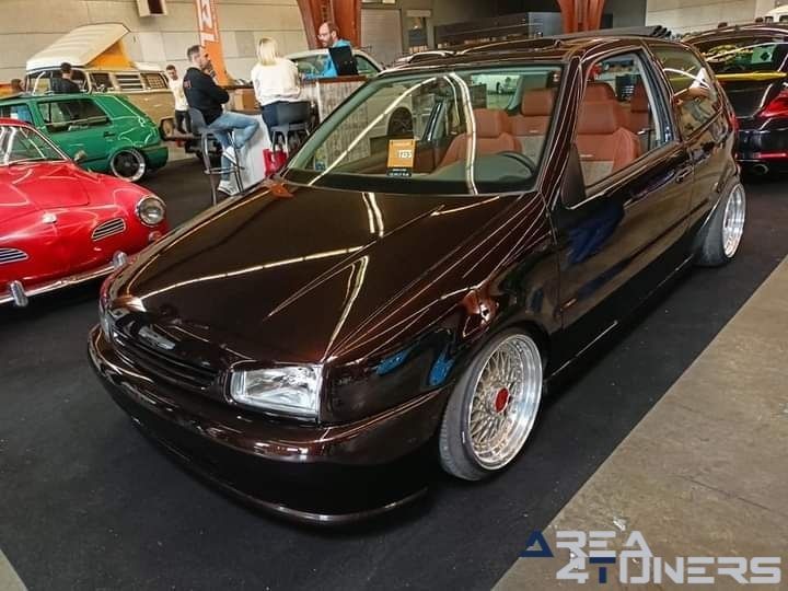 GR8 2024
Imagen del reportaje de la revista Tuning Area4tuners.es, de la concentración de coches Tuning del año 2024 en Cortrique, Bélgica