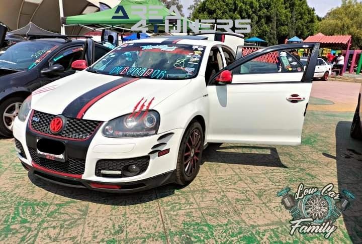 3er Aniversario Speed 77 Revolution
Imagen del reportaje de la revista Tuning Area4tuners.es, de la concentración de coches Tuning del año 2024 en Valle Del Chalco, México D.F.