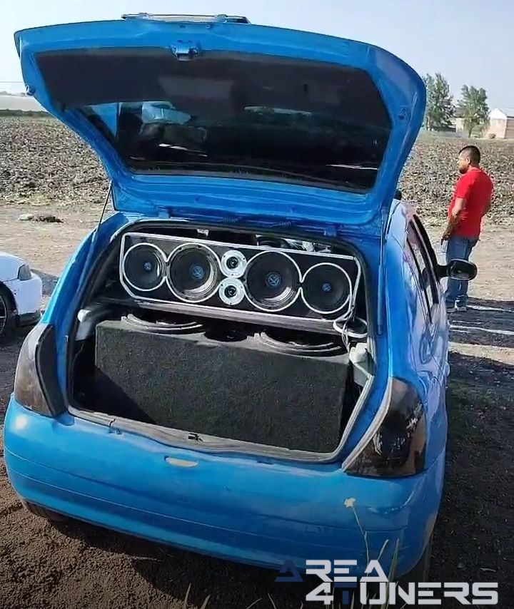 Convivencia Y Reclutamiento Club Morris
Imagen del reportaje de la revista Tuning Area4tuners.es, de la concentración de coches Tuning del año 2024 en Mogotes, México