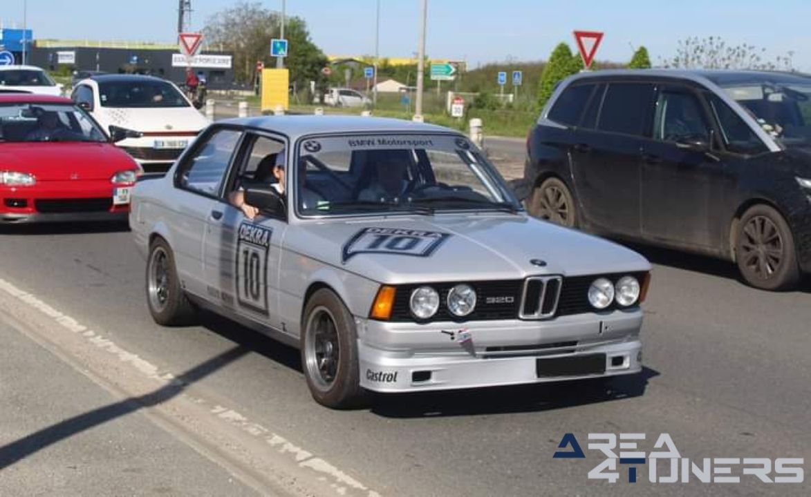 Rasso Auto Asiat 18 2024
Imagen del reportaje de la revista Tuning Area4tuners.es, de la concentración de coches Tuning del año 2022 en Bourges, Francia