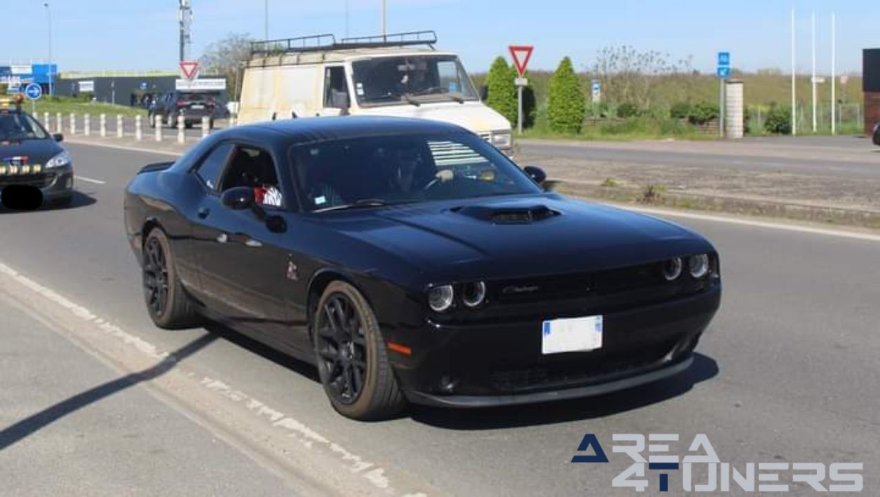 Rasso Auto Asiat 18 2024
Imagen del reportaje de la revista Tuning Area4tuners.es, de la concentración de coches Tuning del año 2022 en Bourges, Francia