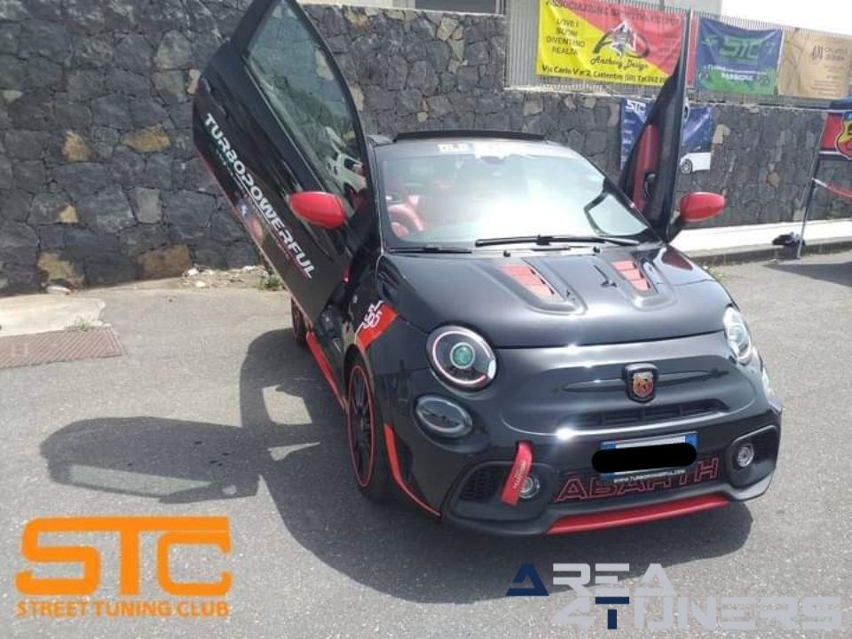 2 Tappa Capinionato Sta. Maria Licordia
Imagen del reportaje de la revista Tuning Area4tuners.es, de la concentración de coches Tuning del año 2024 en Licordia, Italia
