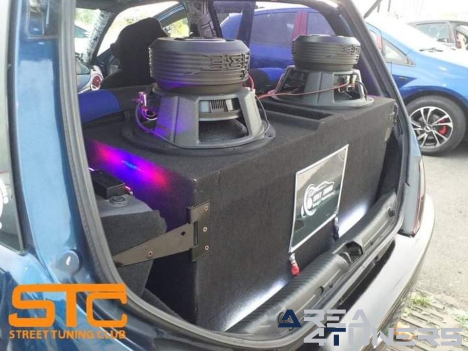 2 Tappa Capinionato Sta. Maria Licordia
Imagen del reportaje de la revista Tuning Area4tuners.es, de la concentración de coches Tuning del año 2024 en Licordia, Italia