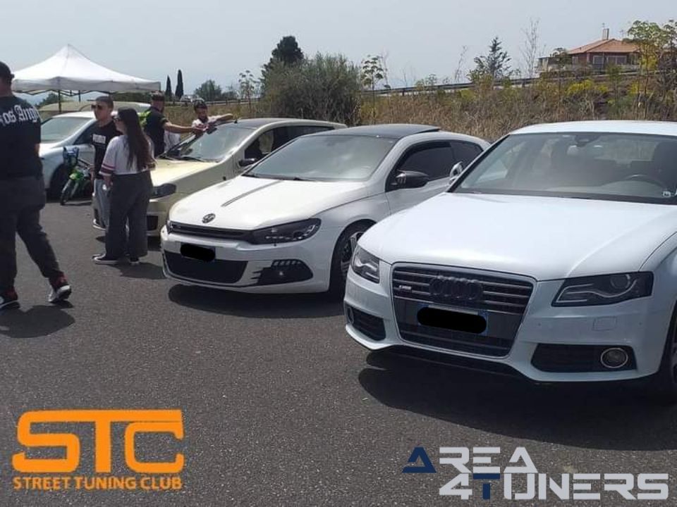 2 Tappa Capinionato Sta. Maria Licordia
Imagen del reportaje de la revista Tuning Area4tuners.es, de la concentración de coches Tuning del año 2024 en Licordia, Italia