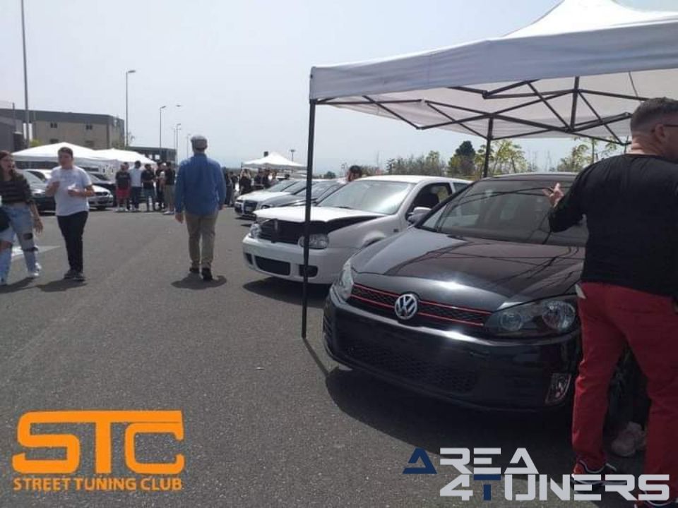 2 Tappa Capinionato Sta. Maria Licordia
Imagen del reportaje de la revista Tuning Area4tuners.es, de la concentración de coches Tuning del año 2024 en Licordia, Italia