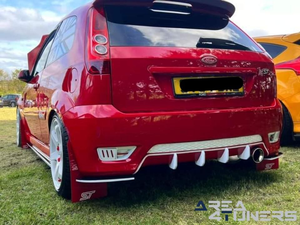 Meeting Ford Squires Bikers
Imagen del reportaje de la revista Tuning Area4tuners.es, de la concentración de coches Tuning del año 2024 en Leeds, UK