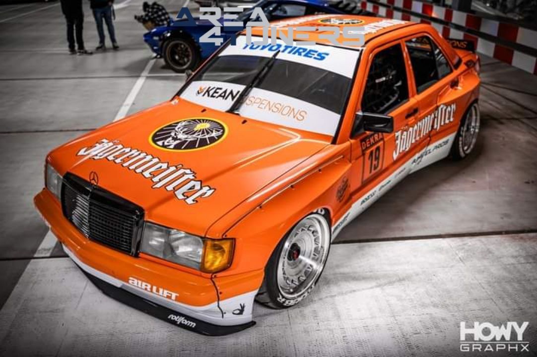 Revworks Garage Meeting
Imagen del reportaje de la revista Tuning Area4tuners.es, de la concentración de coches Tuning del año 2024 en Eindhoven, Holanda