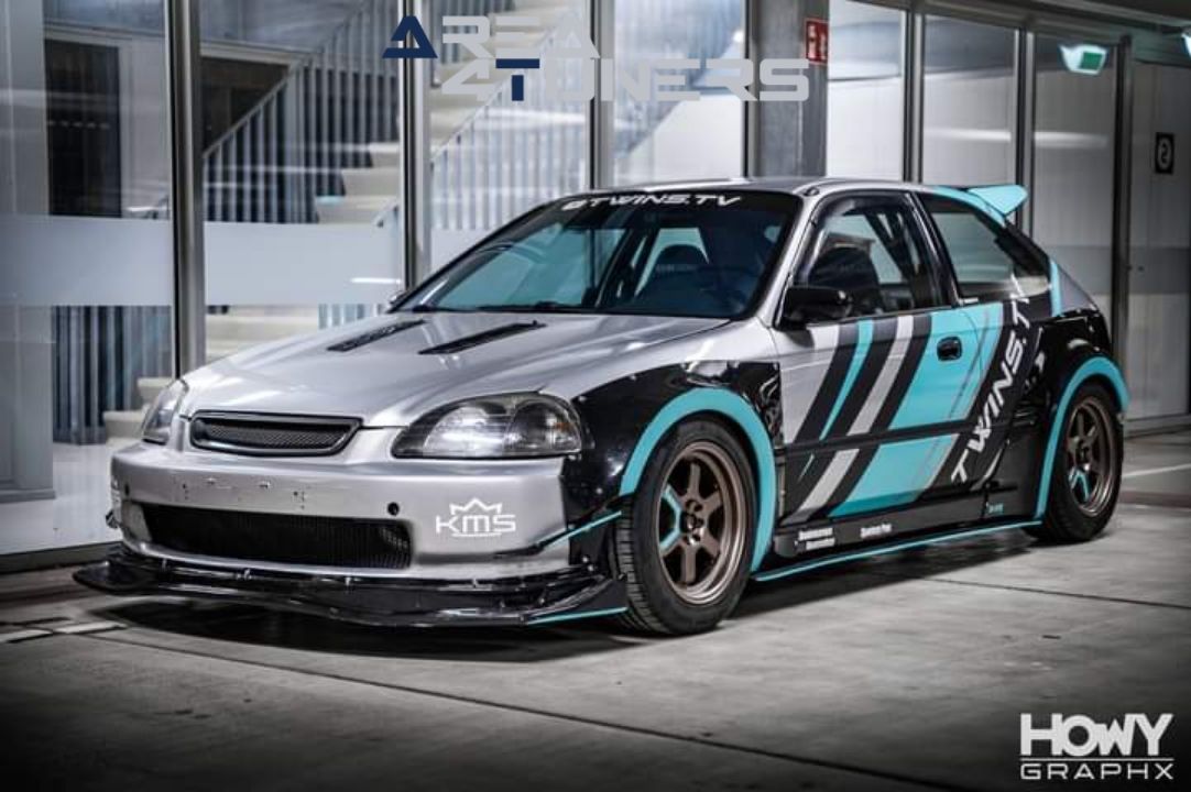 Revworks Garage Meeting
Imagen del reportaje de la revista Tuning Area4tuners.es, de la concentración de coches Tuning del año 2024 en Eindhoven, Holanda