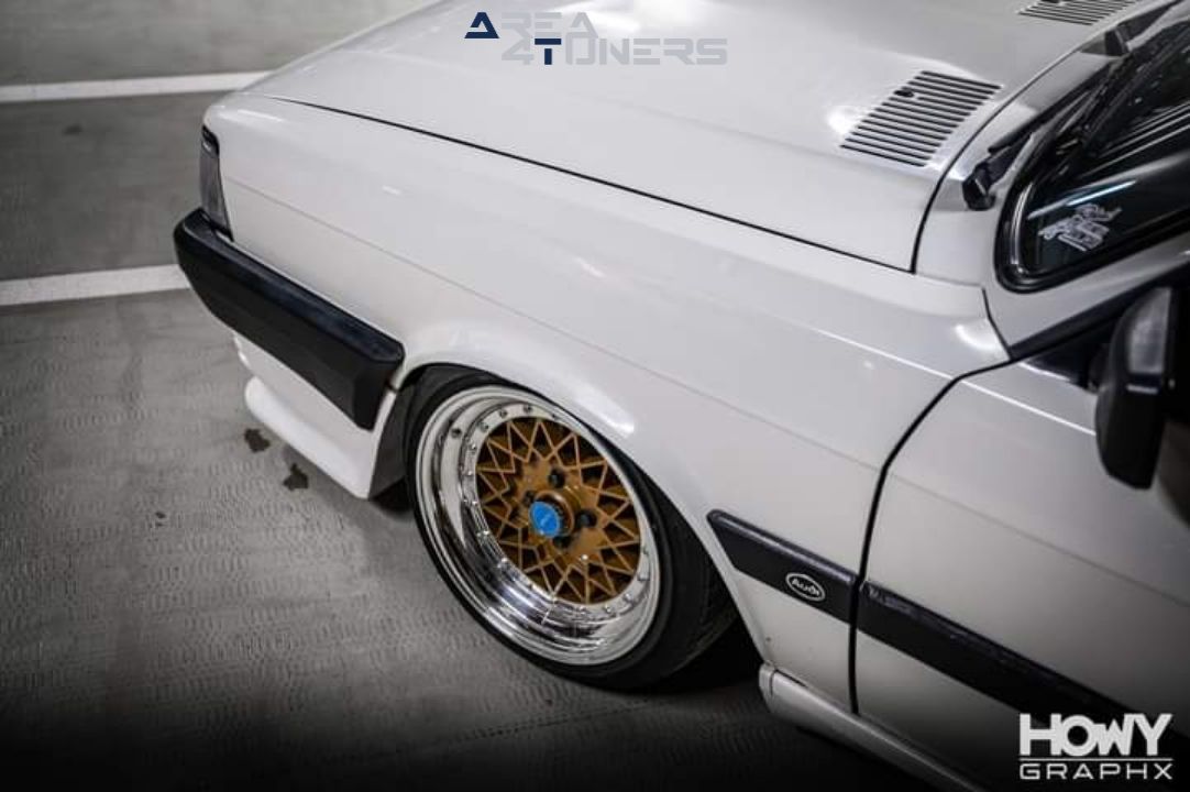 Revworks Garage Meeting
Imagen del reportaje de la revista Tuning Area4tuners.es, de la concentración de coches Tuning del año 2024 en Eindhoven, Holanda