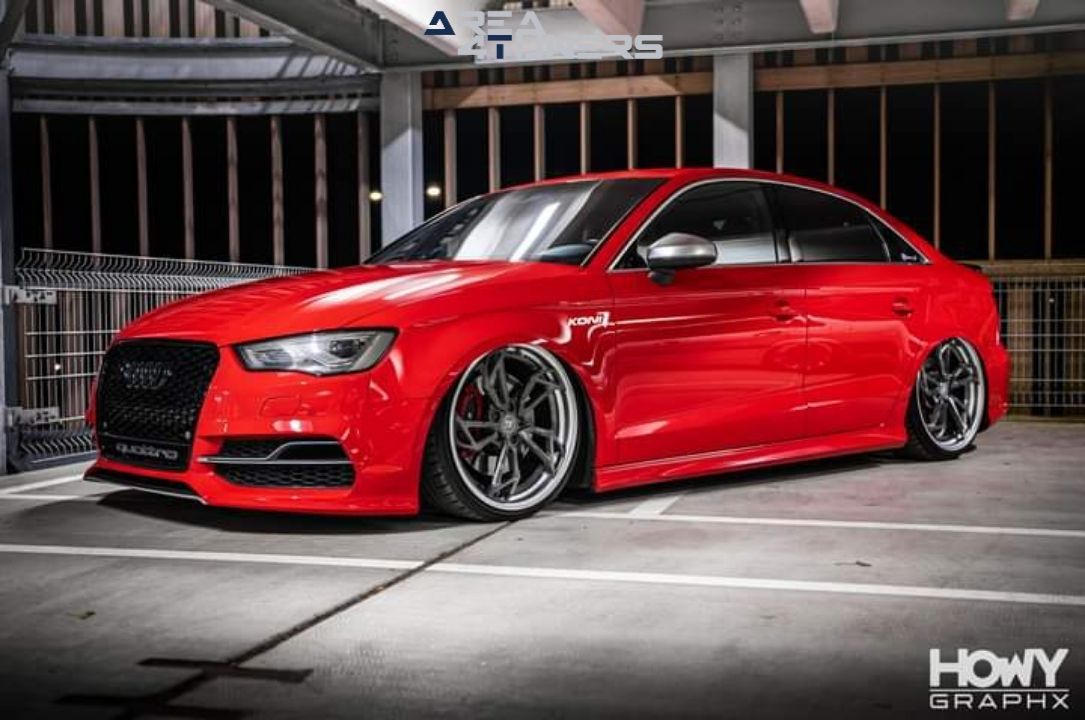 Revworks Garage Meeting
Imagen del reportaje de la revista Tuning Area4tuners.es, de la concentración de coches Tuning del año 2024 en Eindhoven, Holanda