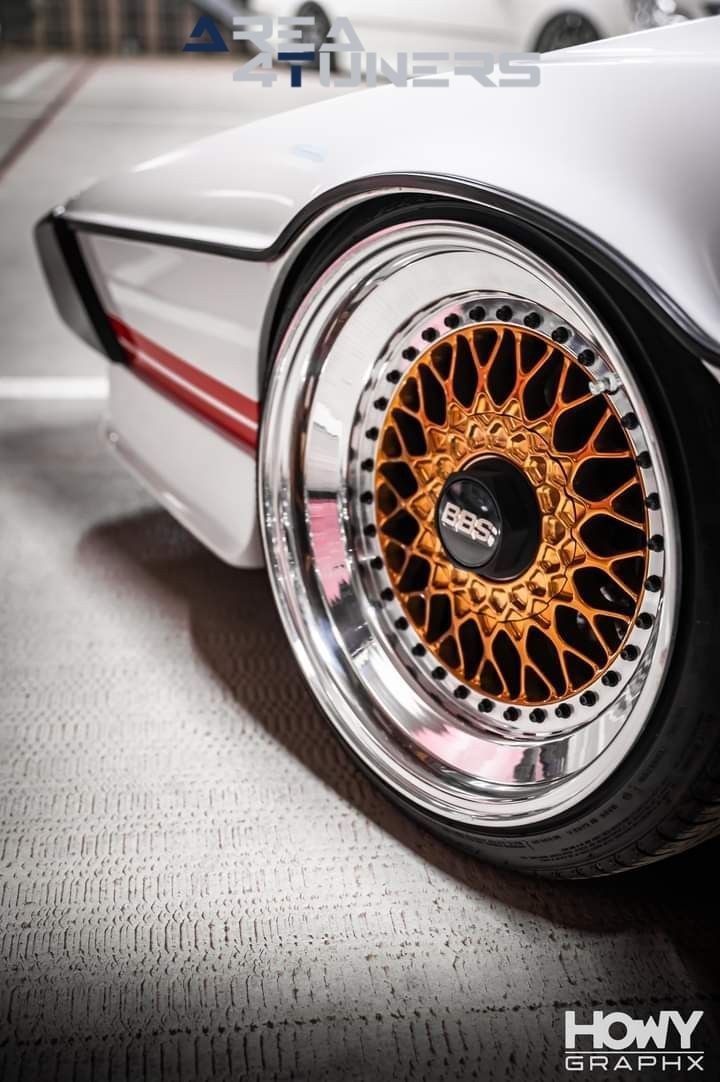 Revworks Garage Meeting
Imagen del reportaje de la revista Tuning Area4tuners.es, de la concentración de coches Tuning del año 2024 en Eindhoven, Holanda