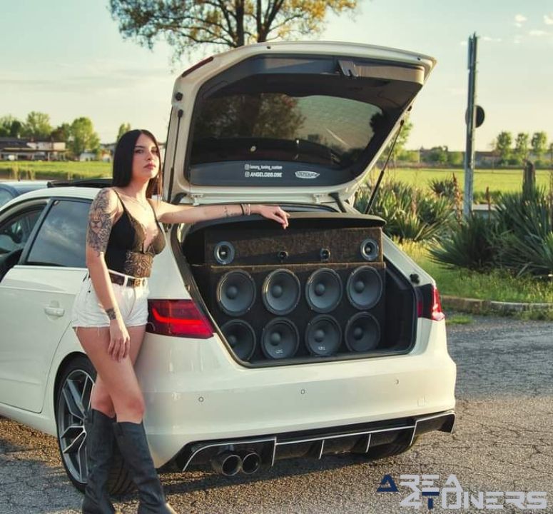 Toretto's Team
Imagen del reportaje de la revista Tuning Area4tuners.es, de la concentración de coches Tuning del año 2024 en Orzinuovi, Italia