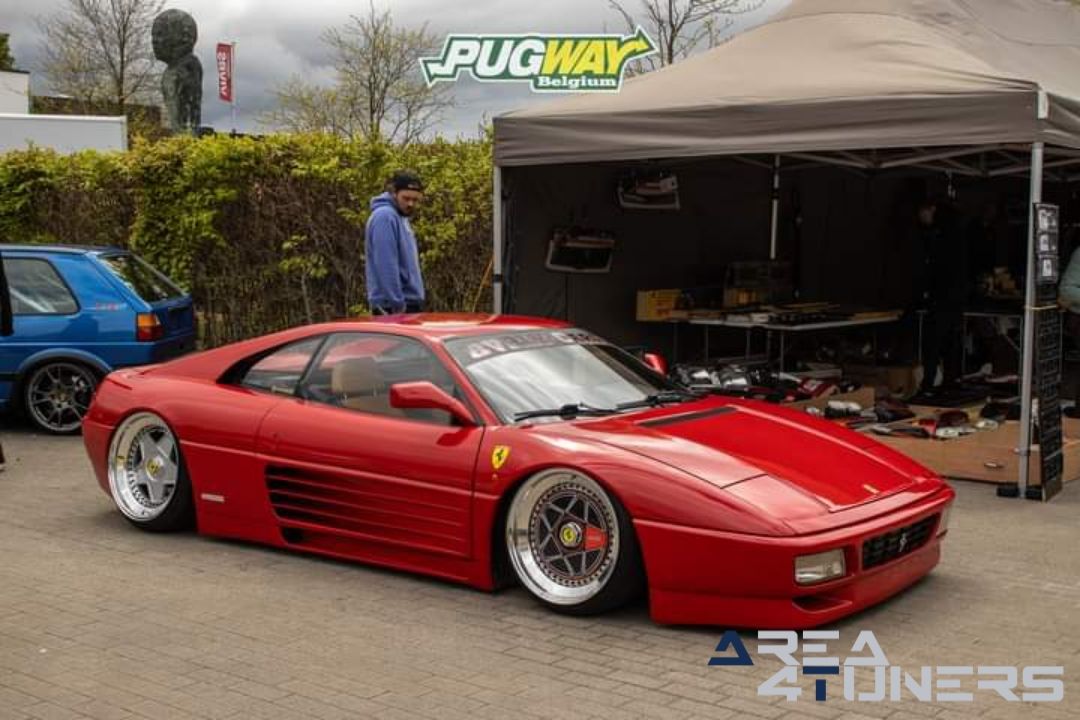 Lay Low Number
Imagen del reportaje de la revista Tuning Area4tuners.es, de la concentración de coches Tuning del año 2024 en Cortrique, Bélgica